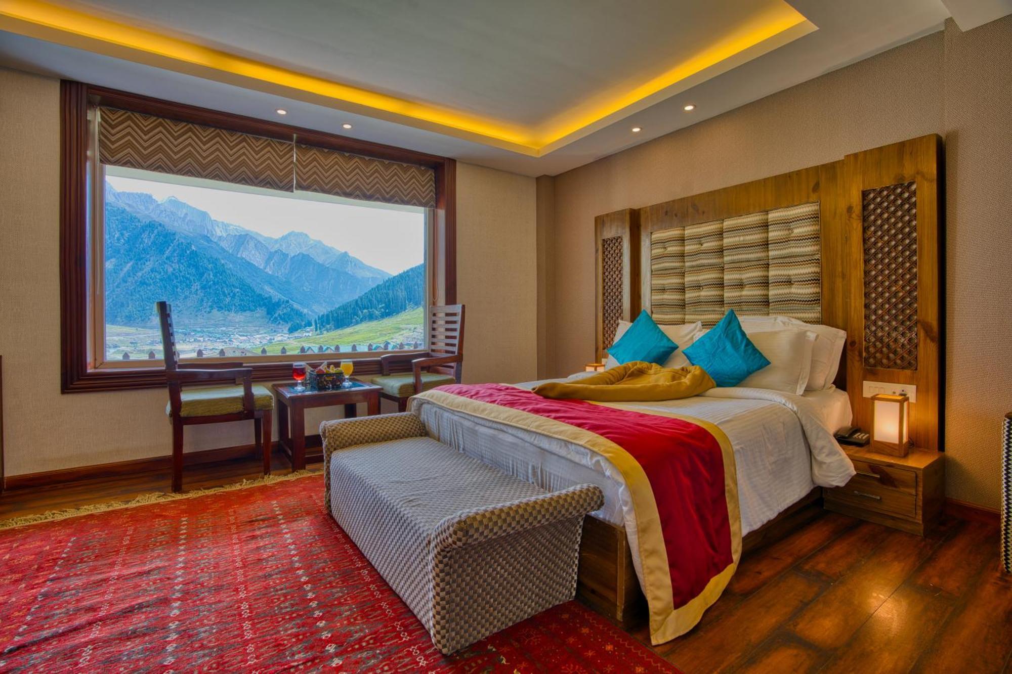 Golden Meadows Hotels & Resorts Sonamarg Exterior photo