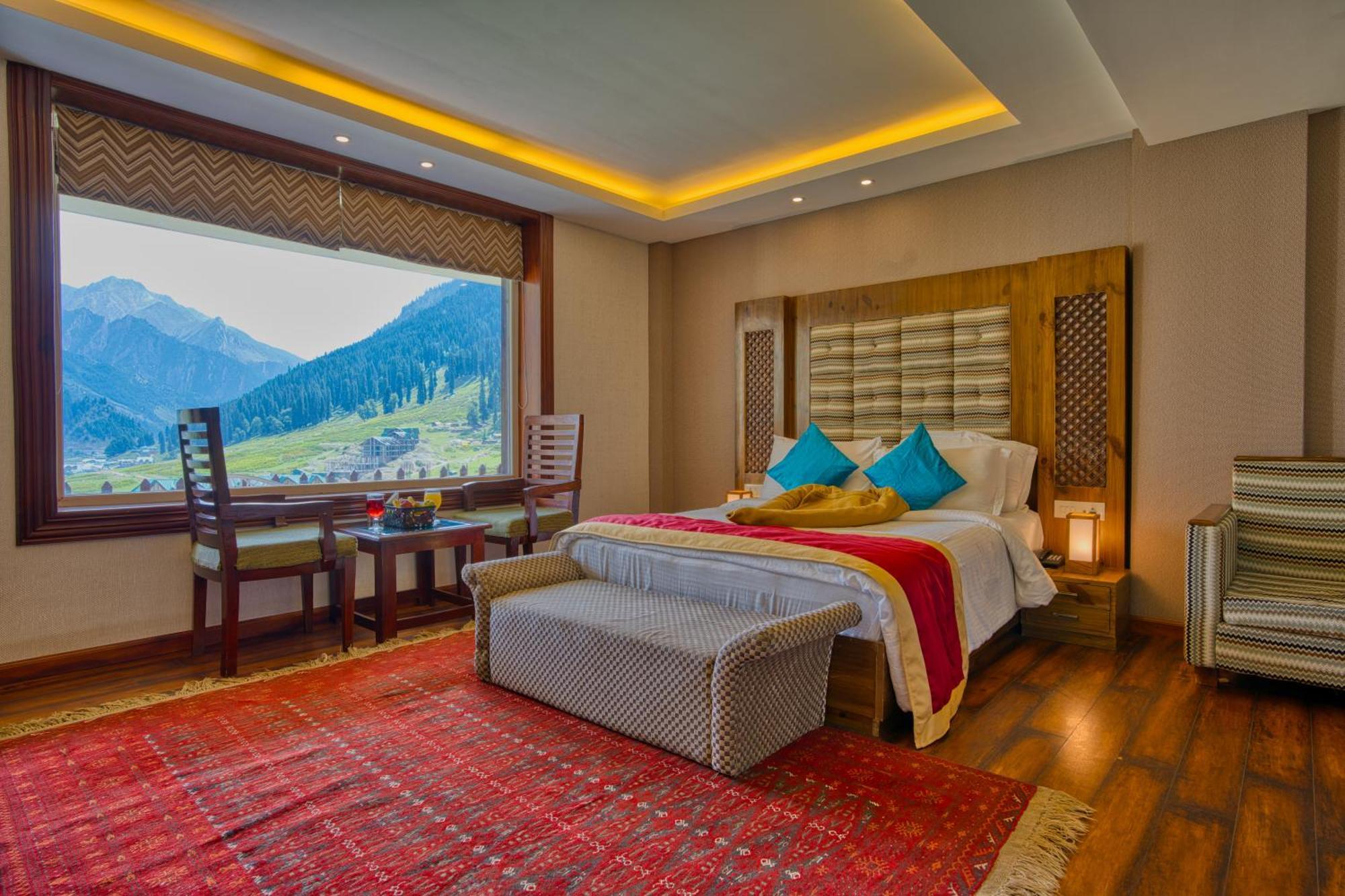 Golden Meadows Hotels & Resorts Sonamarg Exterior photo